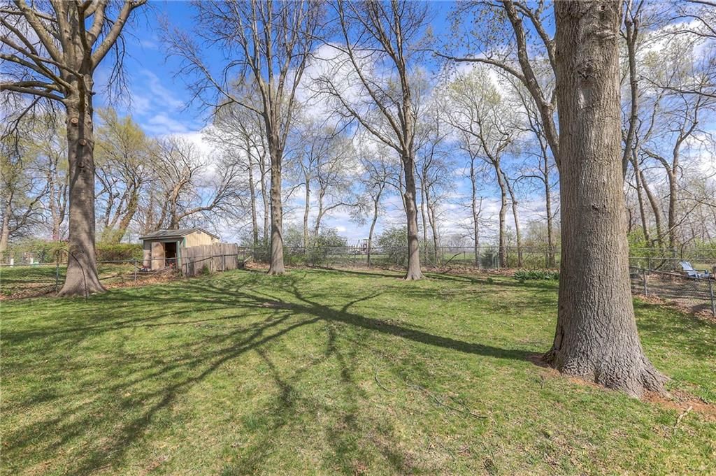16407 Spring Valley Road — photo 35
