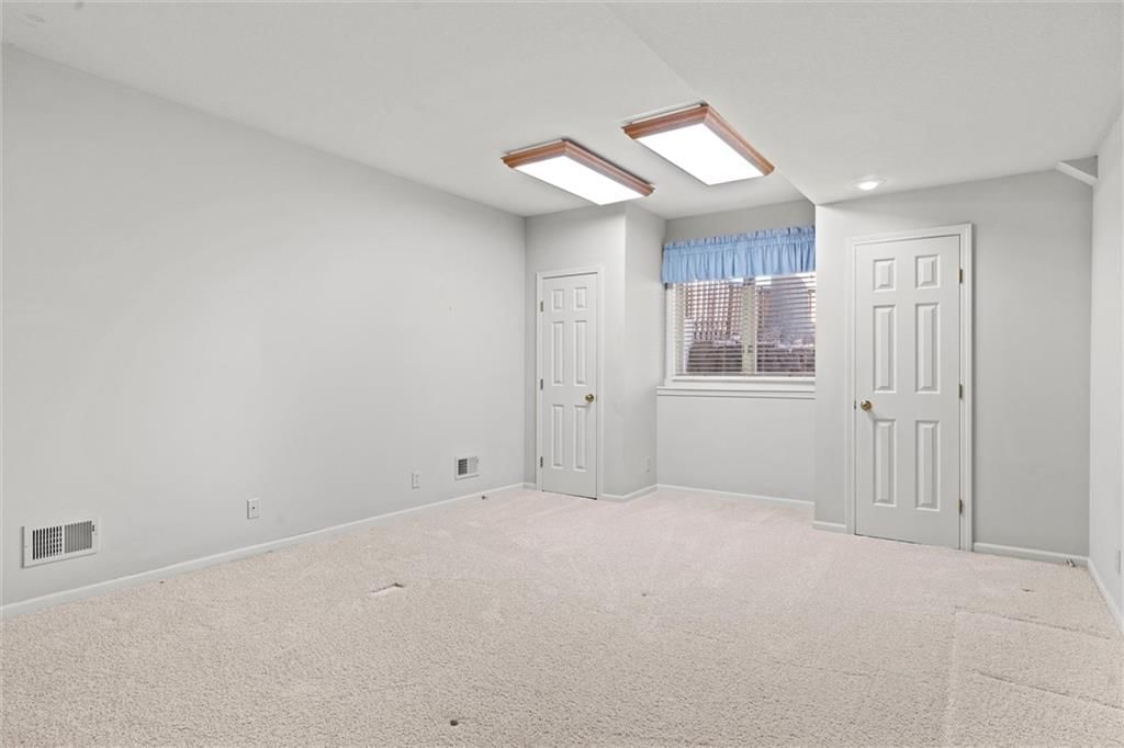 7916 W 118th Terrace — photo 24