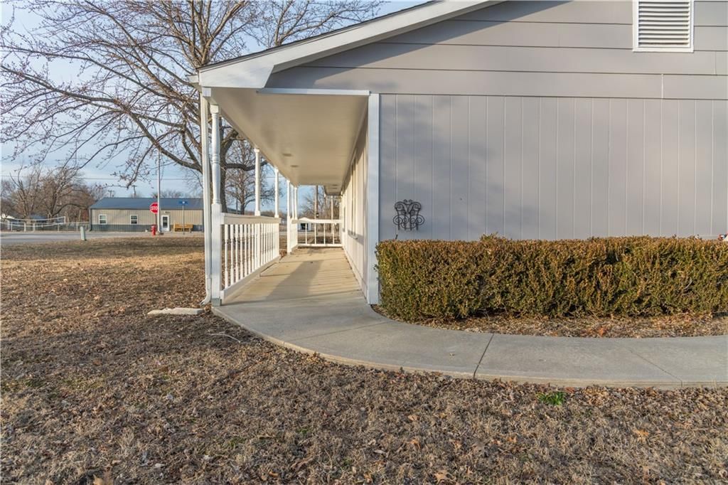 48 Century Parkway — photo 4