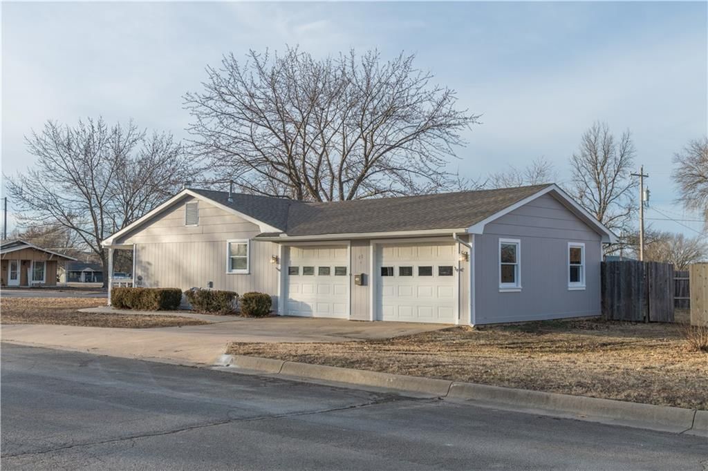48 Century Parkway — photo 31