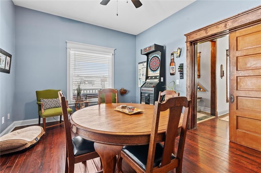 105 E Elm Street — photo 20