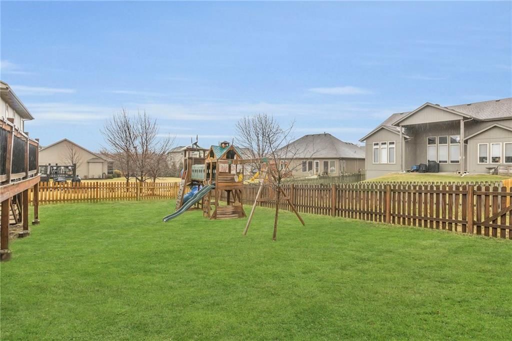 24507 W 91ST Terrace — photo 36