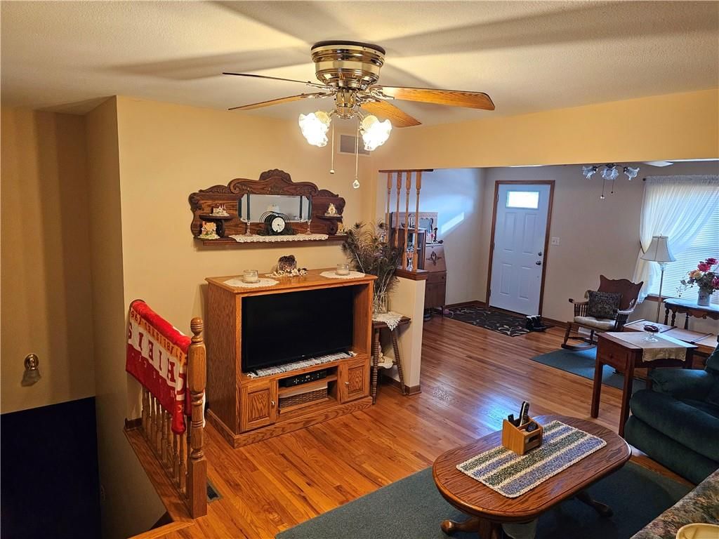 612 W 30th Street — photo 17