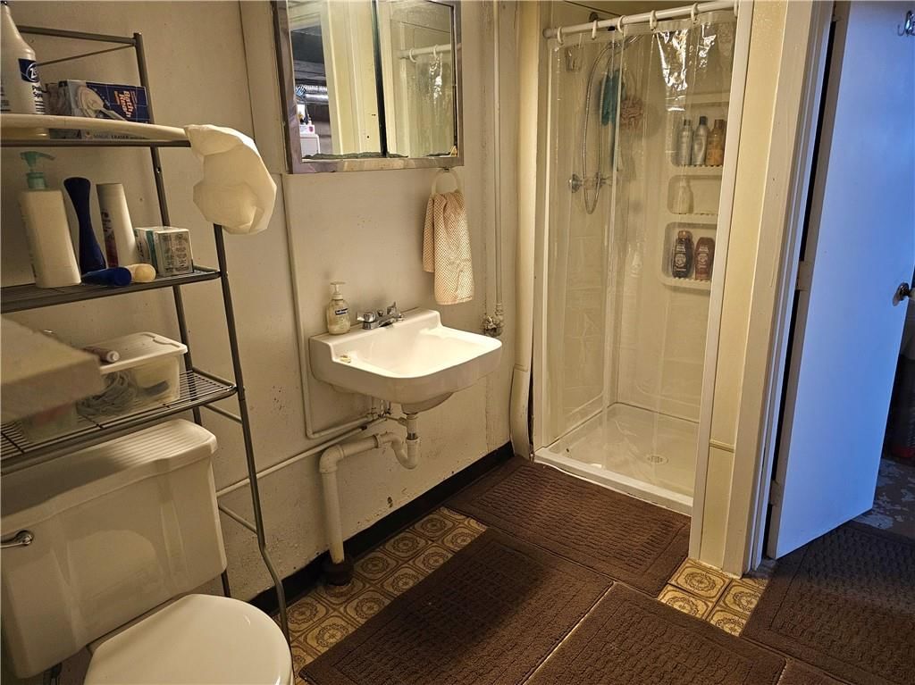612 W 30th Street — photo 33