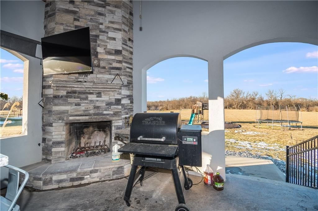 27106 Oakhaven Drive — photo 47