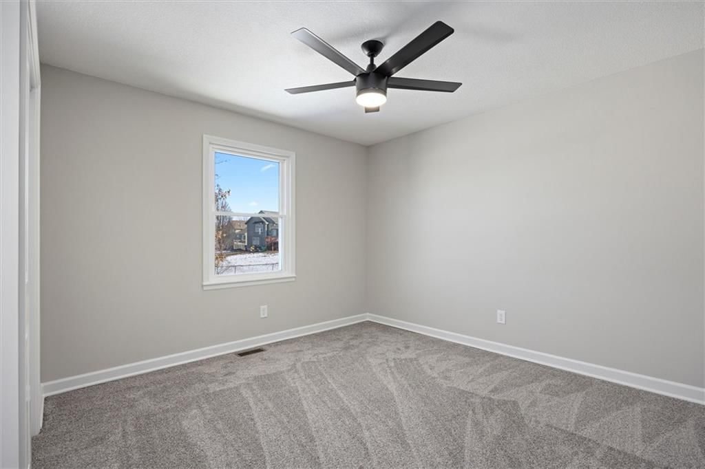 236 E Westhoff Place — photo 15