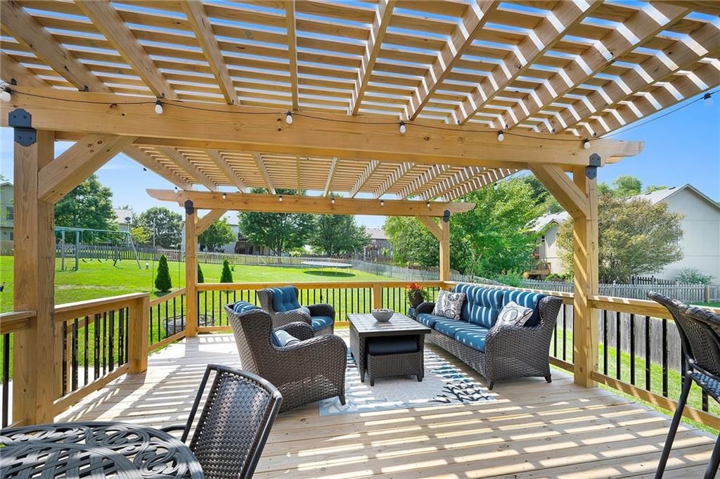 11044 N Laurel Avenue — photo 23
