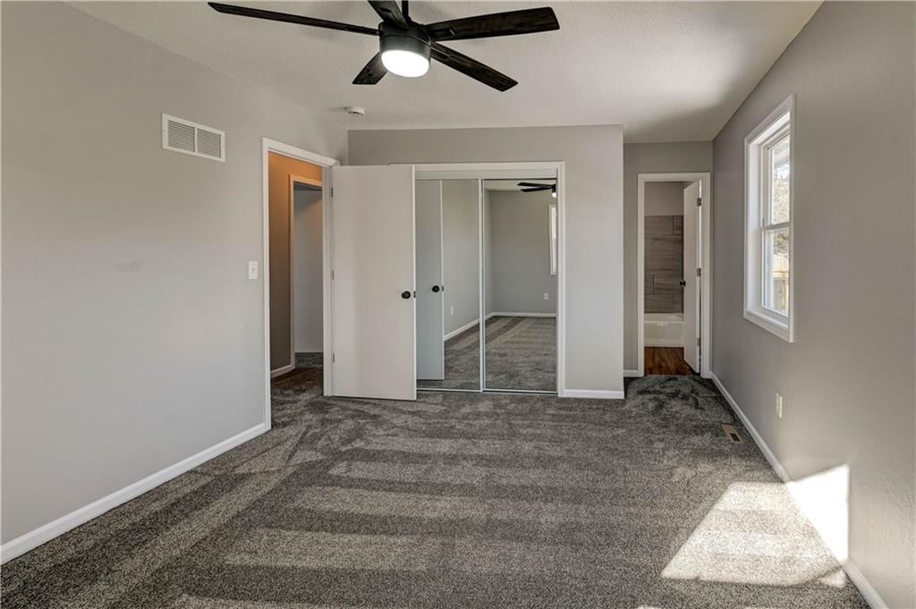 955 Ridge Drive — photo 9