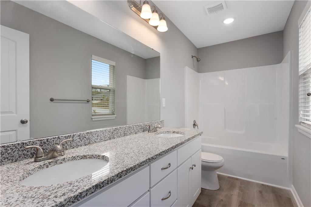 710 Winter Drive — photo 18