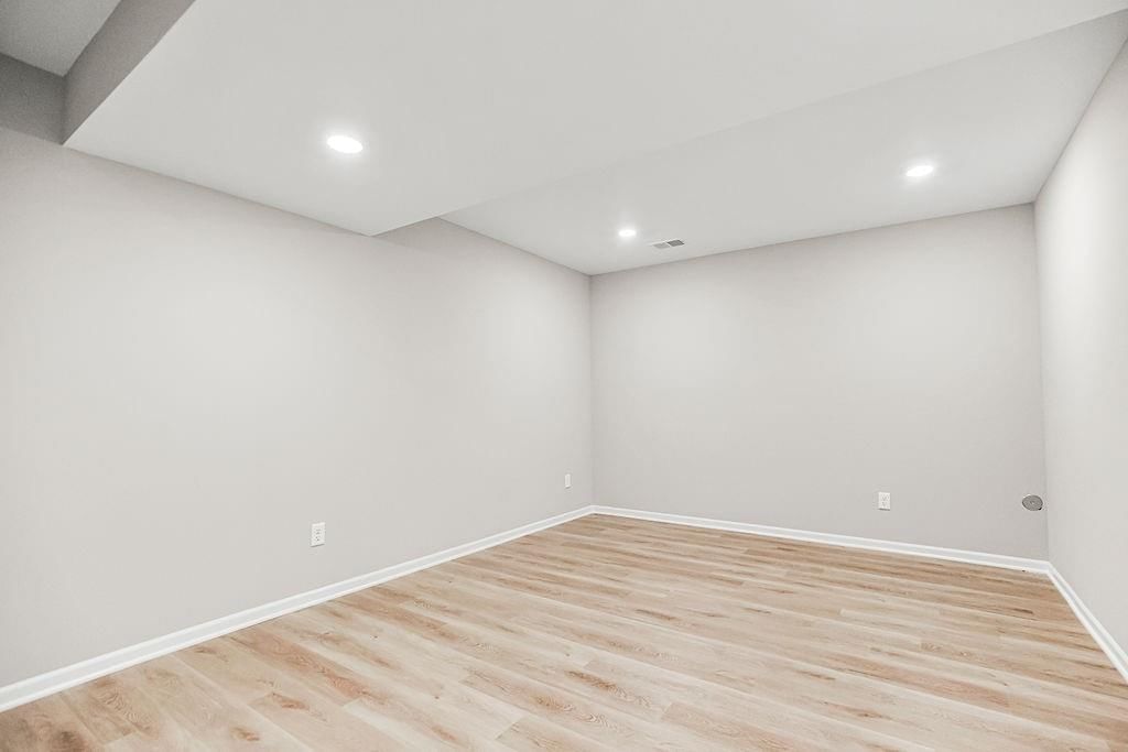 710 Winter Drive — photo 25