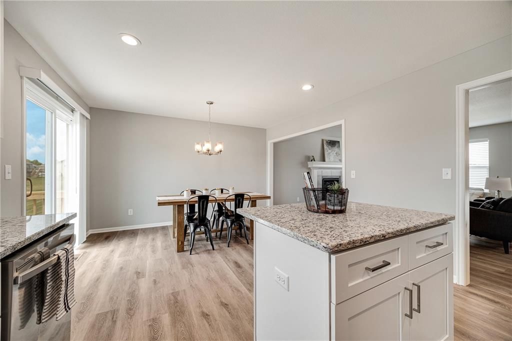 708 Winter Drive — photo 12