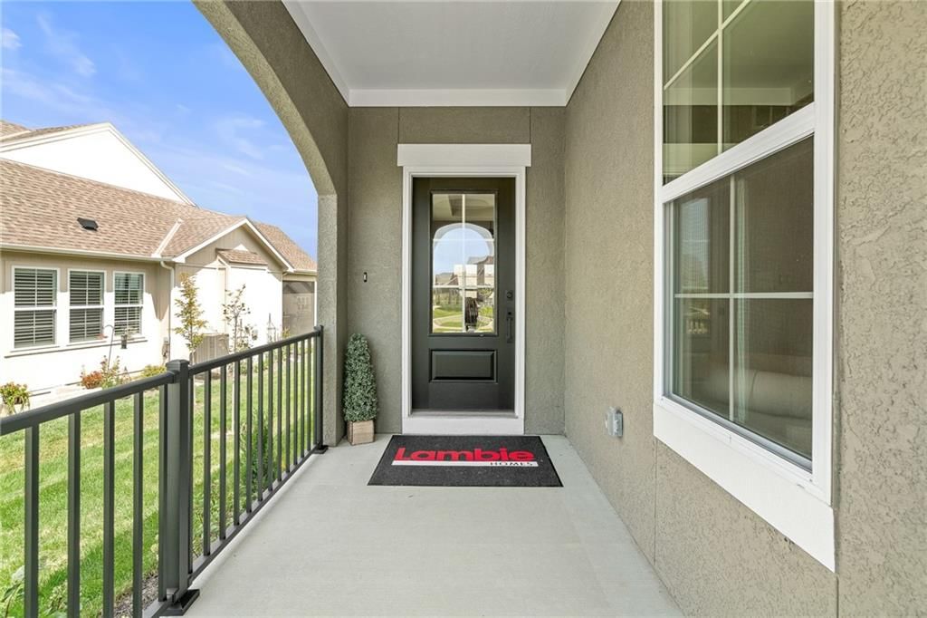 8263 Aurora Street — photo 4