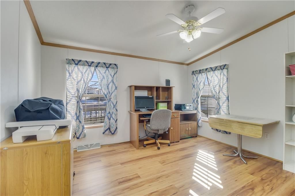 908 NE Cherry Court — photo 14