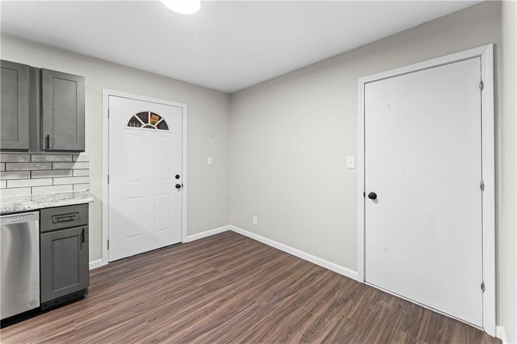 10006 Mcgee Street — photo 15