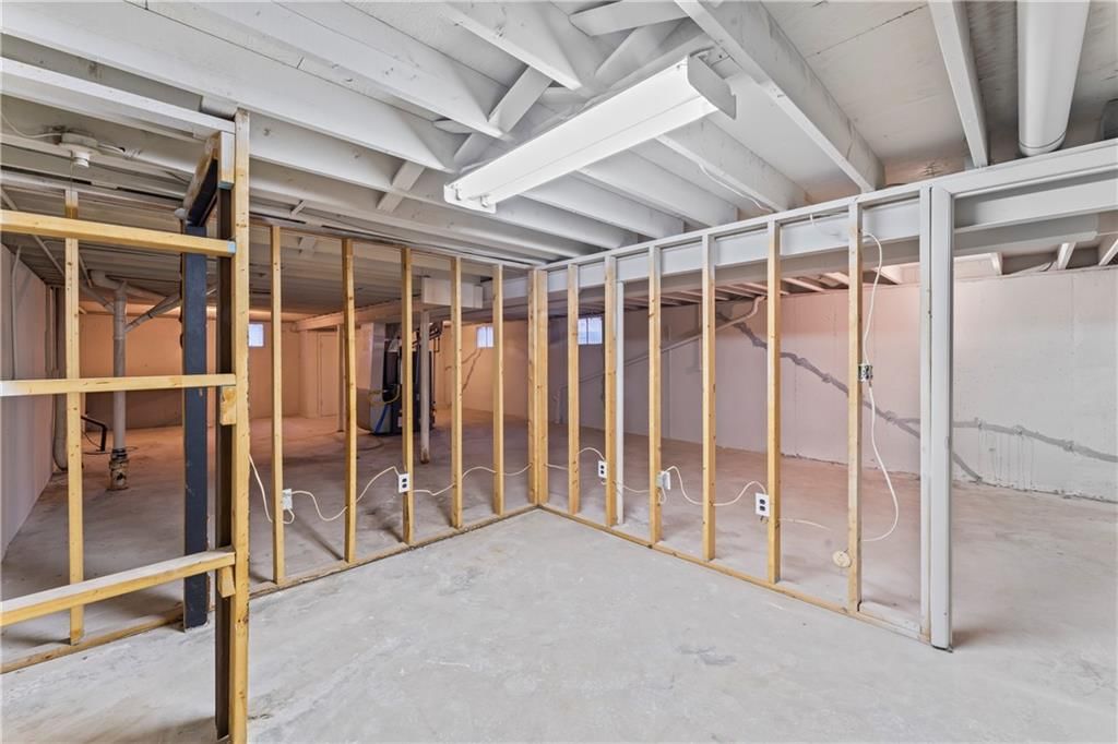 10006 Mcgee Street — photo 33