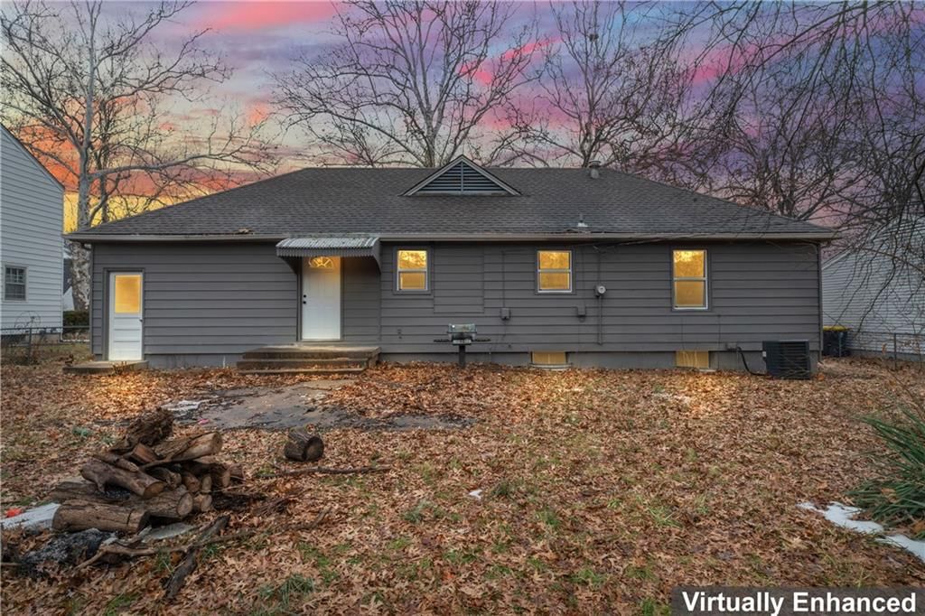 10006 Mcgee Street — photo 47
