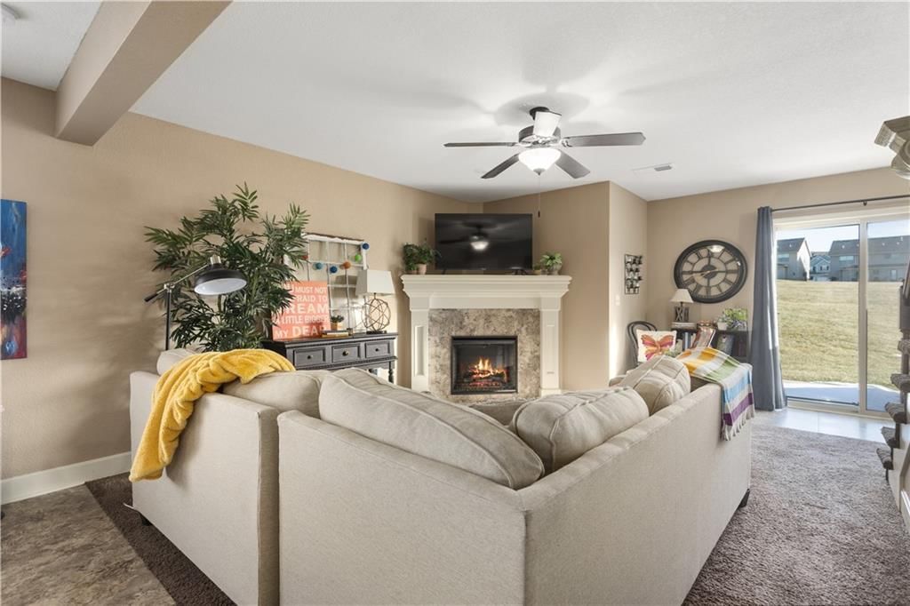 8335 N Spruce Avenue — photo 10