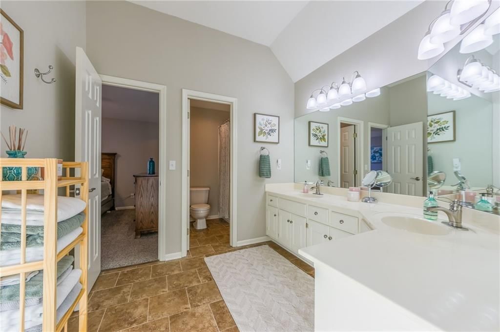 7412 N Ava Avenue — photo 25
