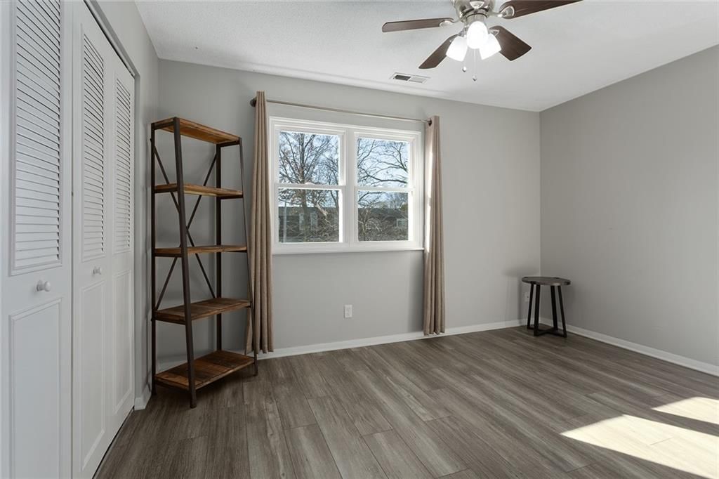 6952 NW Chapel Woods Lane — photo 19