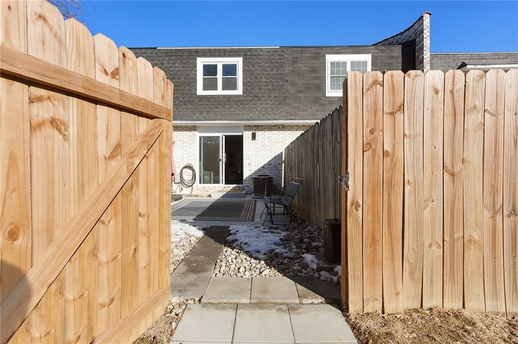 6952 NW Chapel Woods Lane — photo 23