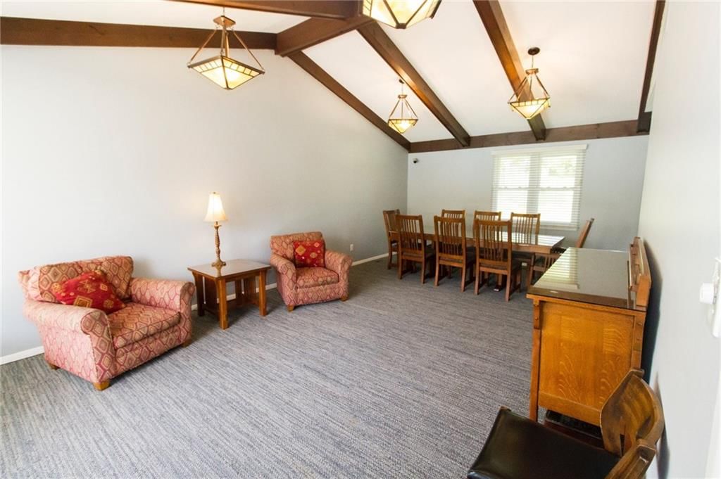 6952 NW Chapel Woods Lane — photo 35