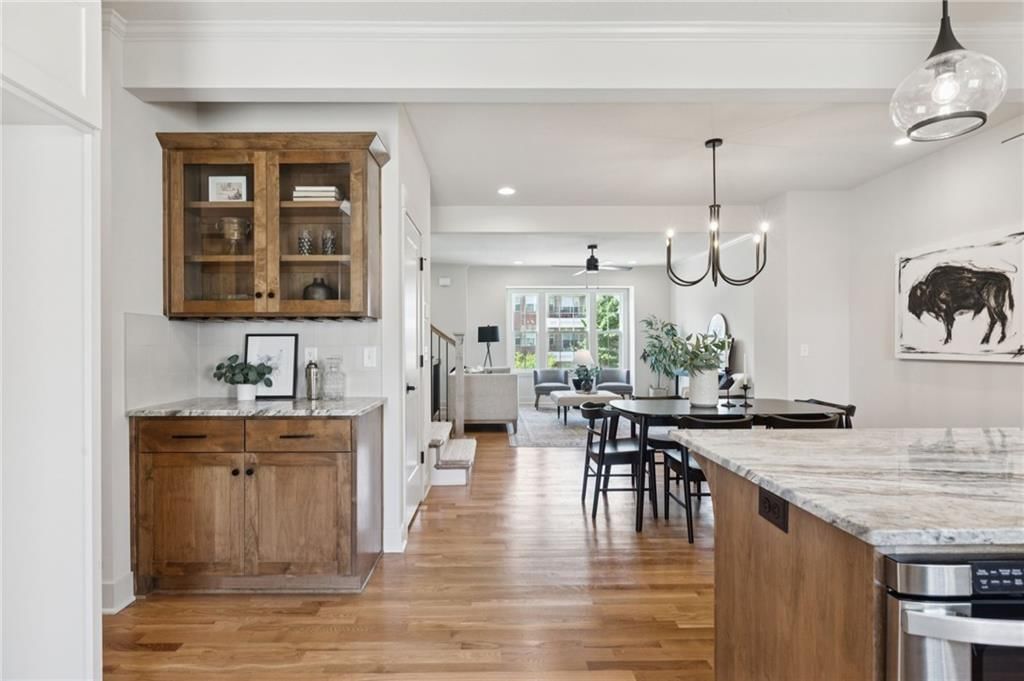 3109 Swift Street — photo 8