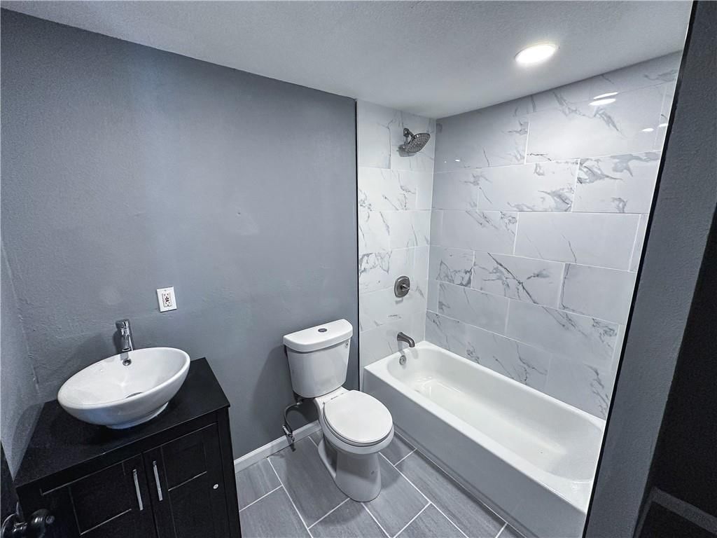 7724 Brooklyn Avenue — photo 25
