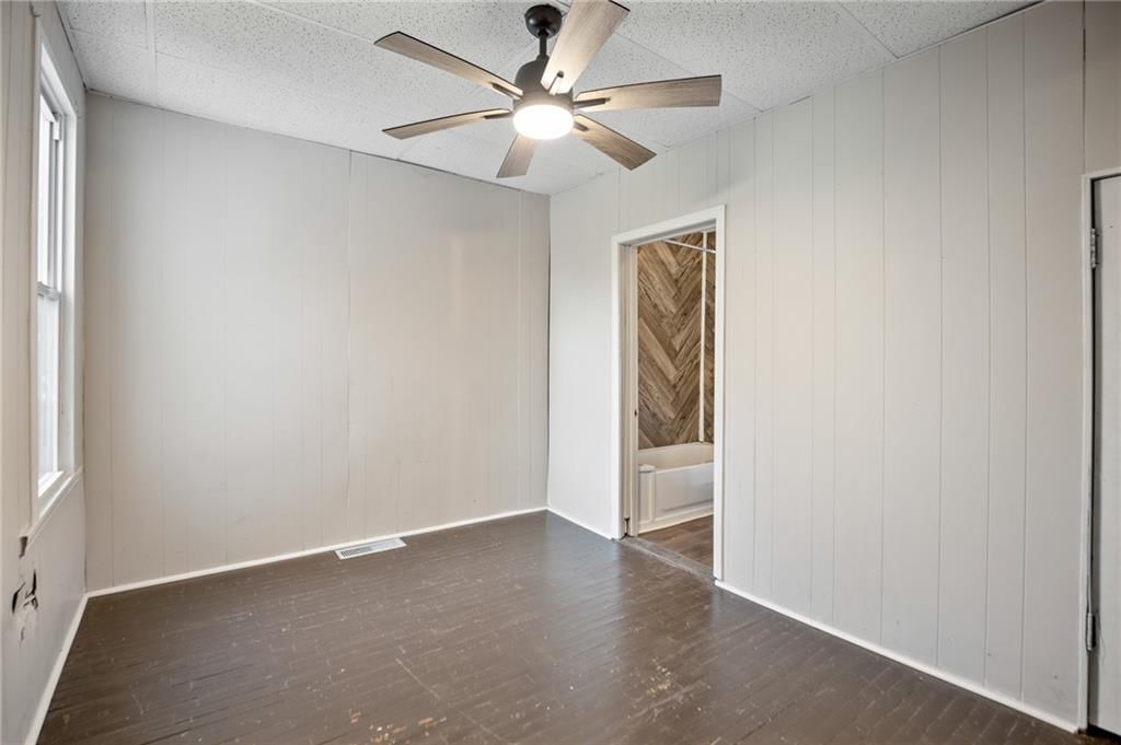 221 S Main Street — photo 7