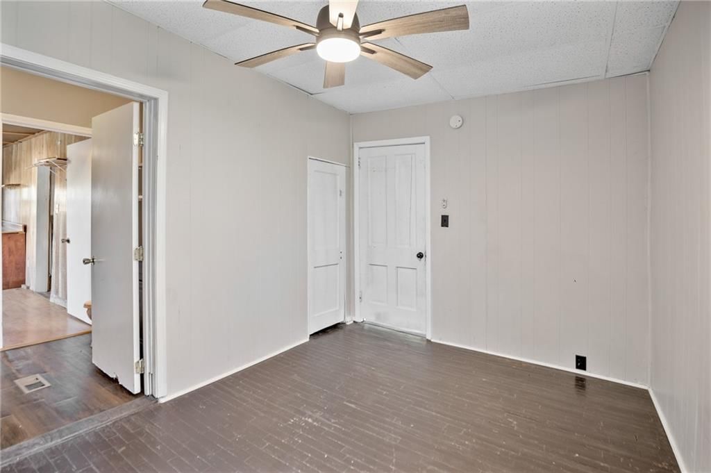 221 S Main Street — photo 8