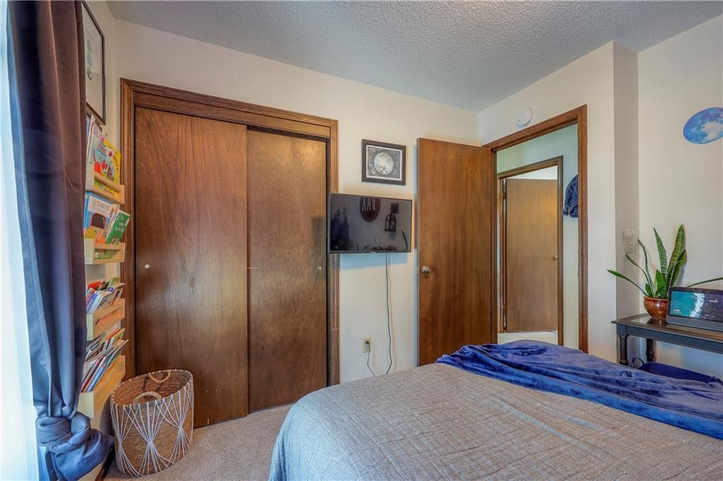 5020 Halsey Street — photo 17
