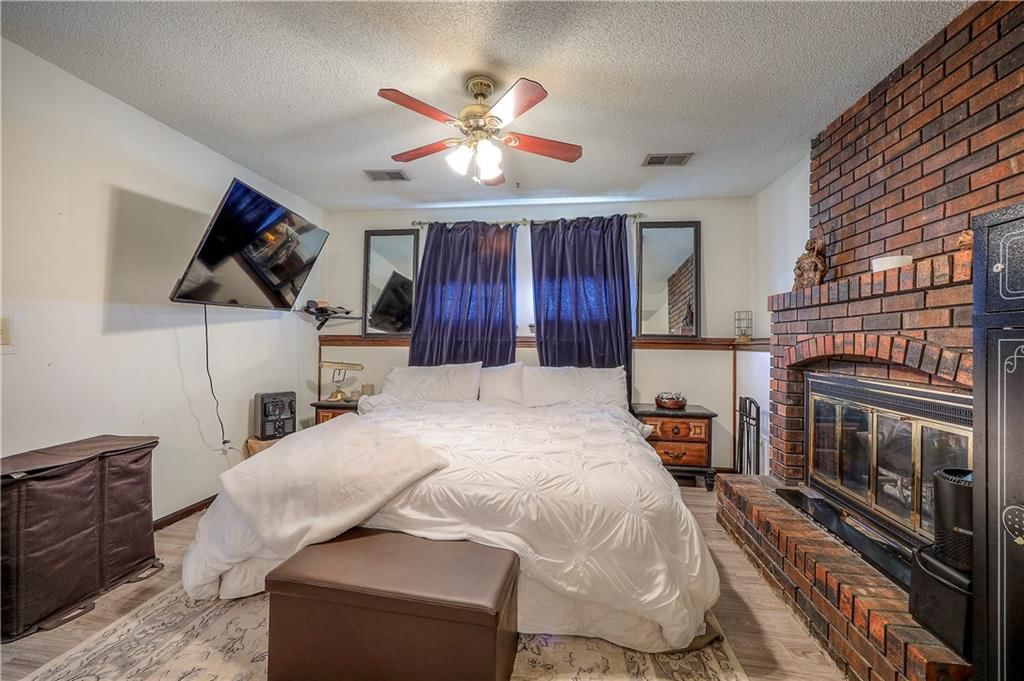5020 Halsey Street — photo 21