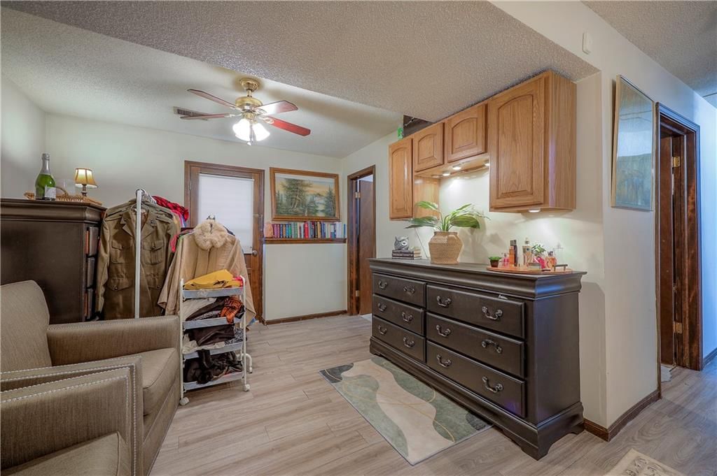 5020 Halsey Street — photo 24