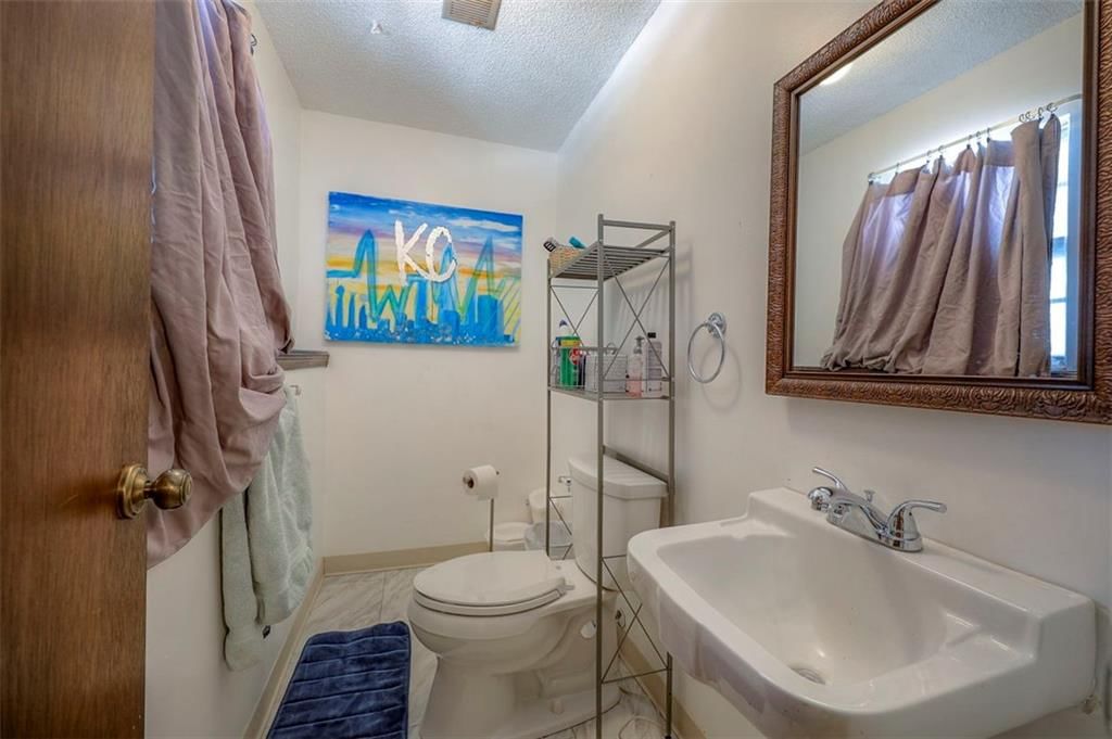 5020 Halsey Street — photo 26