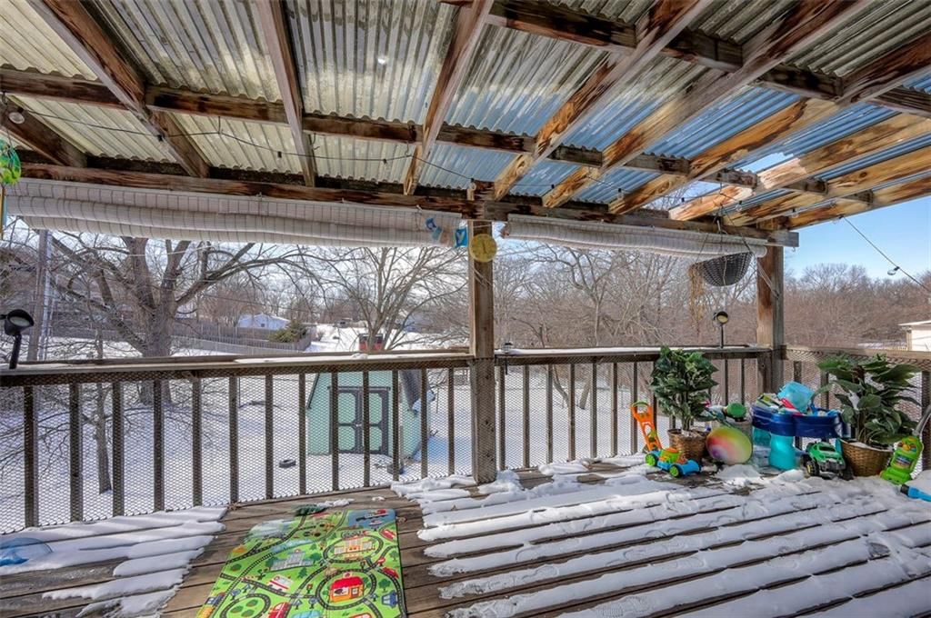 5020 Halsey Street — photo 28