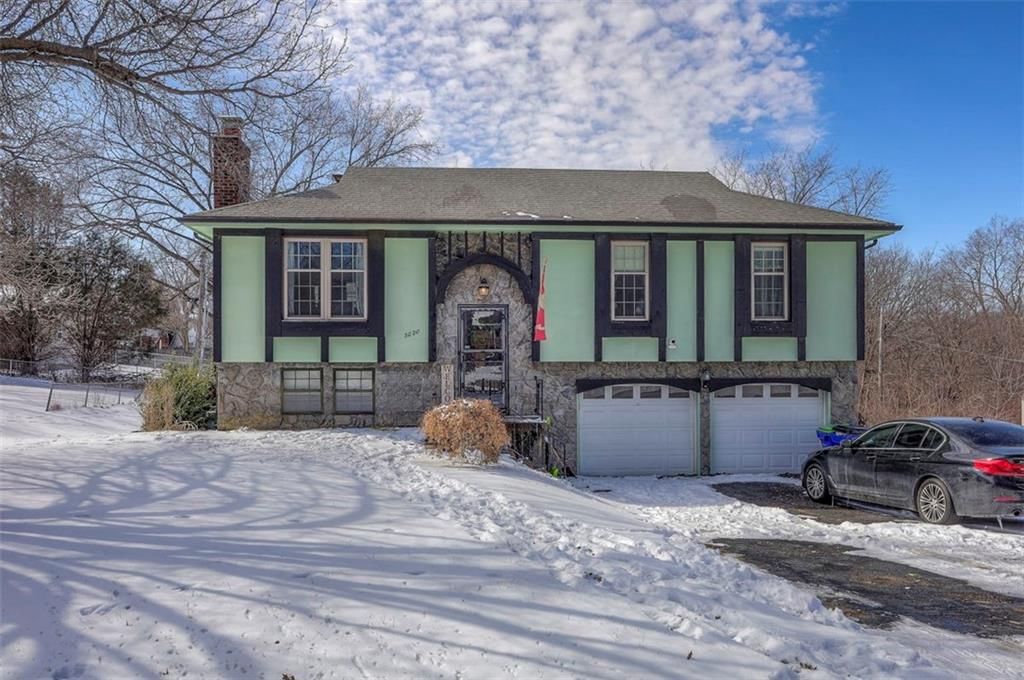 5020 Halsey Street — photo 6