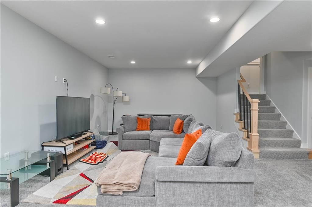 15293 W 171st Terrace — photo 42