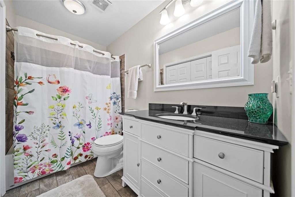 6713 N Camden Court — photo 35