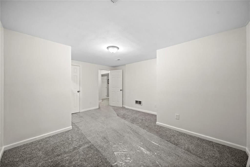 6713 N Camden Court — photo 61