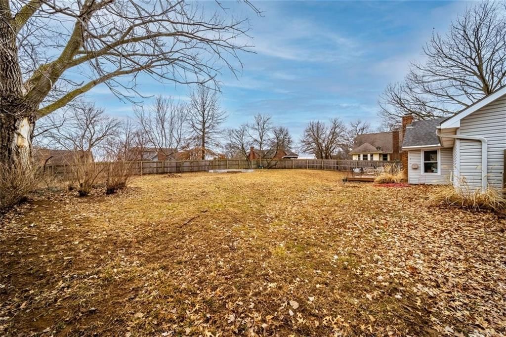 6713 N Camden Court — photo 10