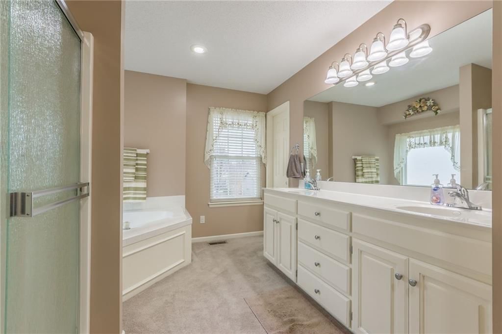 1230 Holly Court — photo 10