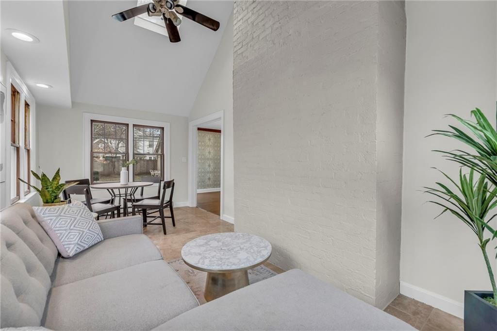 605 W Dartmouth Road — photo 16