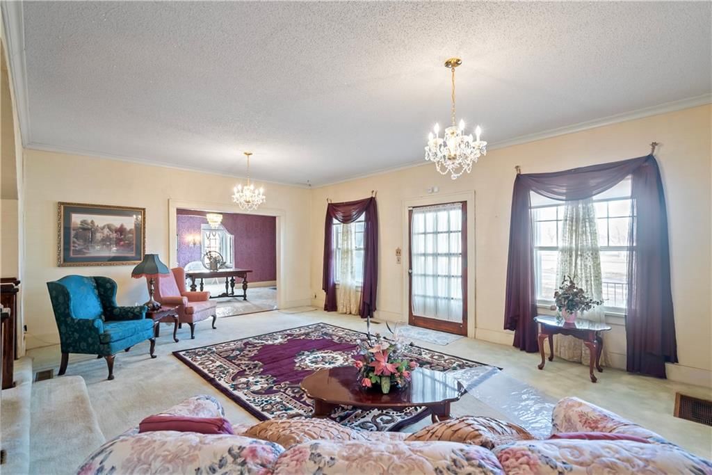 2310 Walnut Street — photo 12