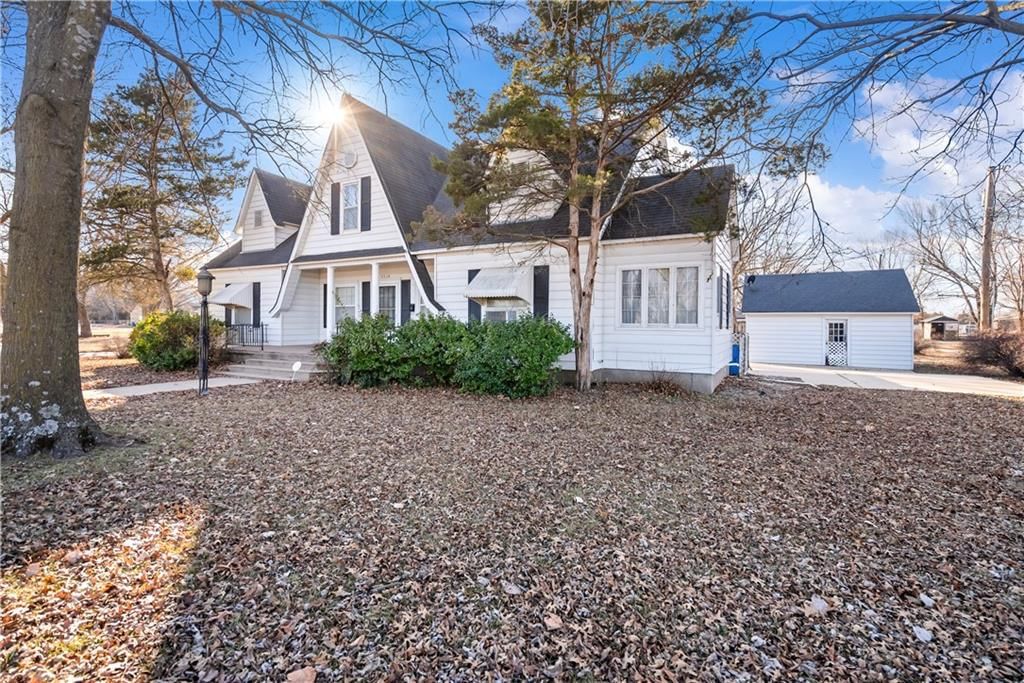 2310 Walnut Street — photo 4