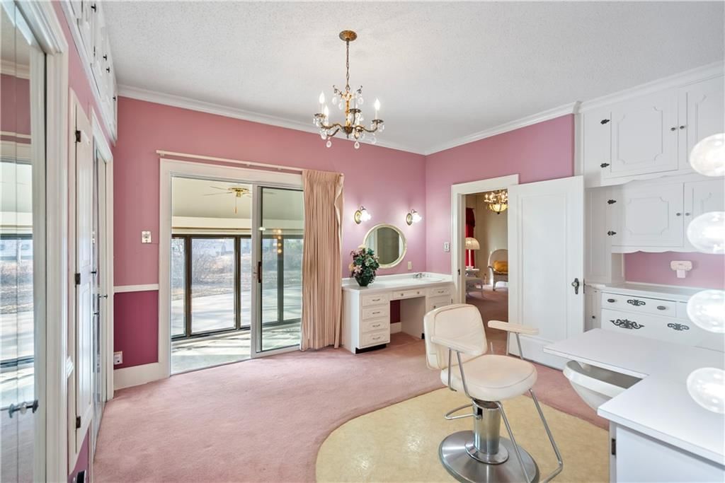 2310 Walnut Street — photo 31