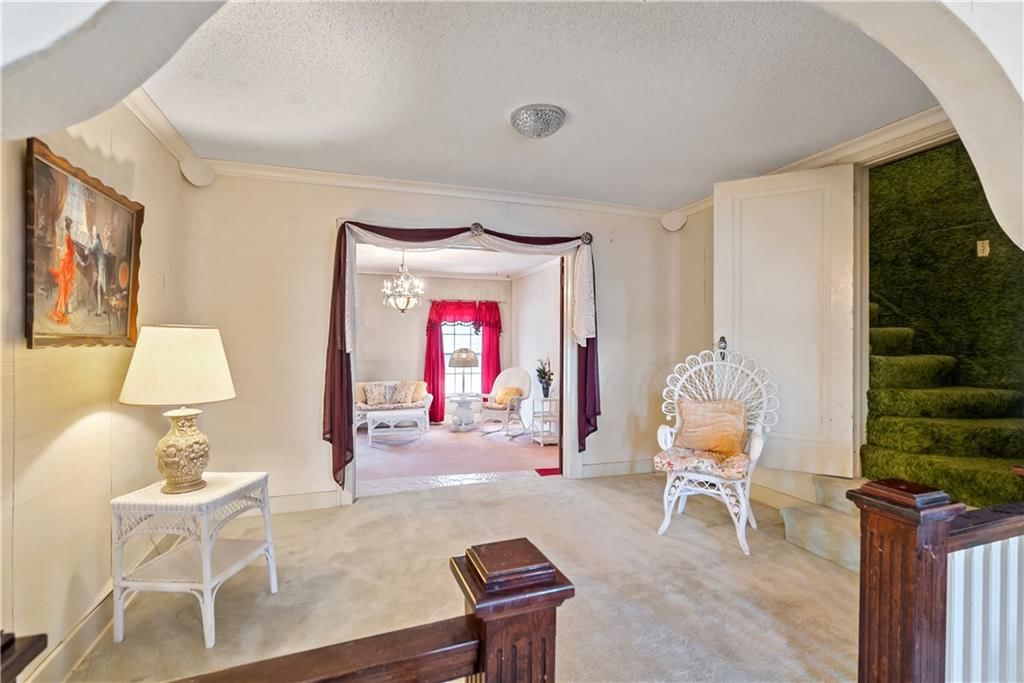 2310 Walnut Street — photo 42
