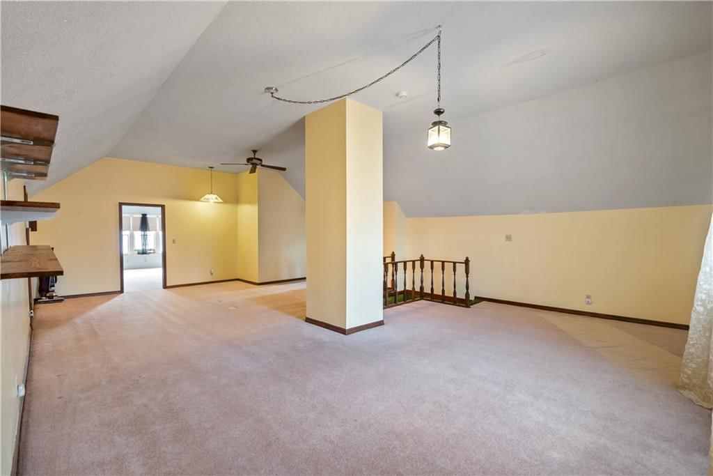 2310 Walnut Street — photo 46
