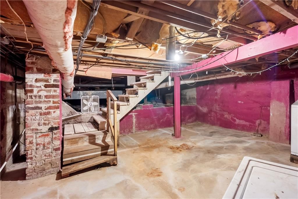 2310 Walnut Street — photo 59
