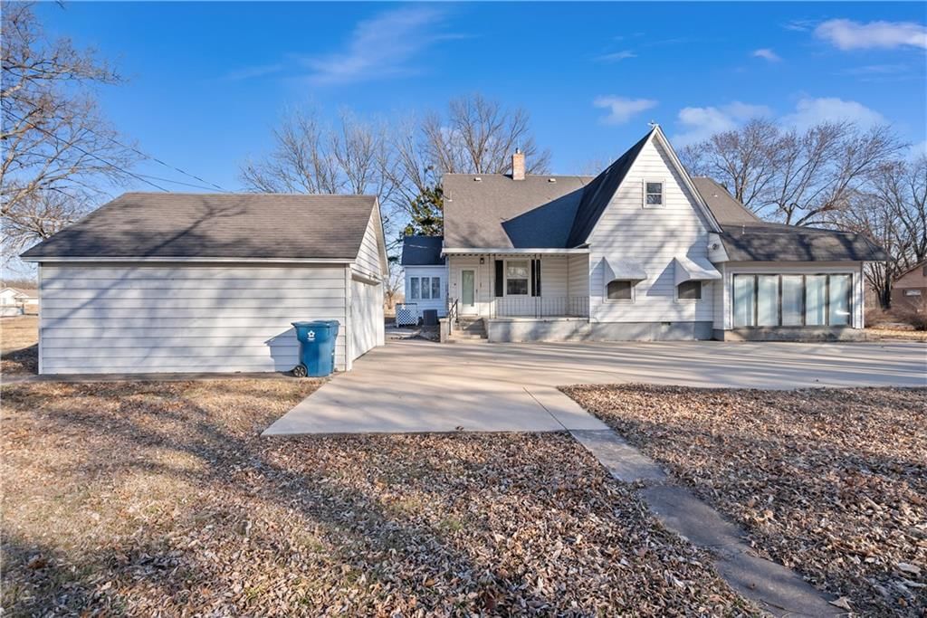 2310 Walnut Street — photo 64