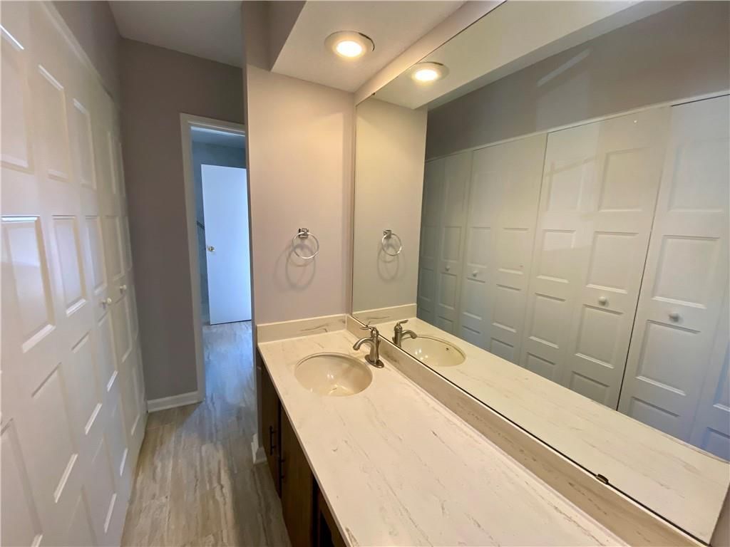 8053 N Stoddard Avenue — photo 8