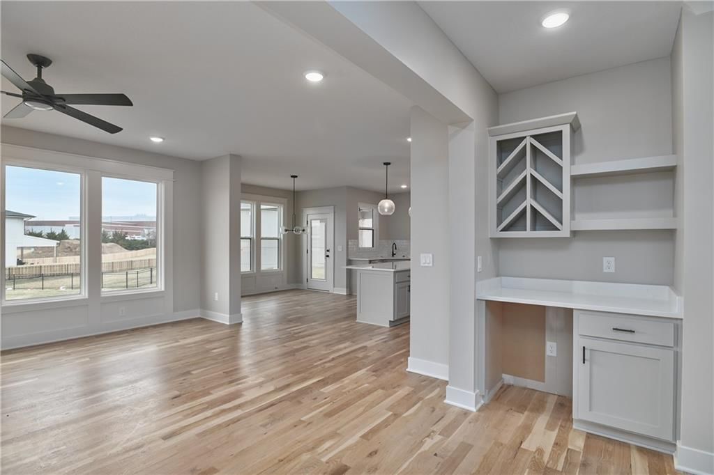 5836 McCormick Drive — photo 6